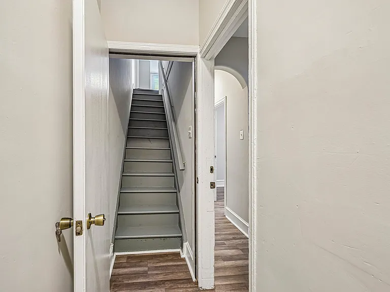 4133 Brown St #1 — Photo 5