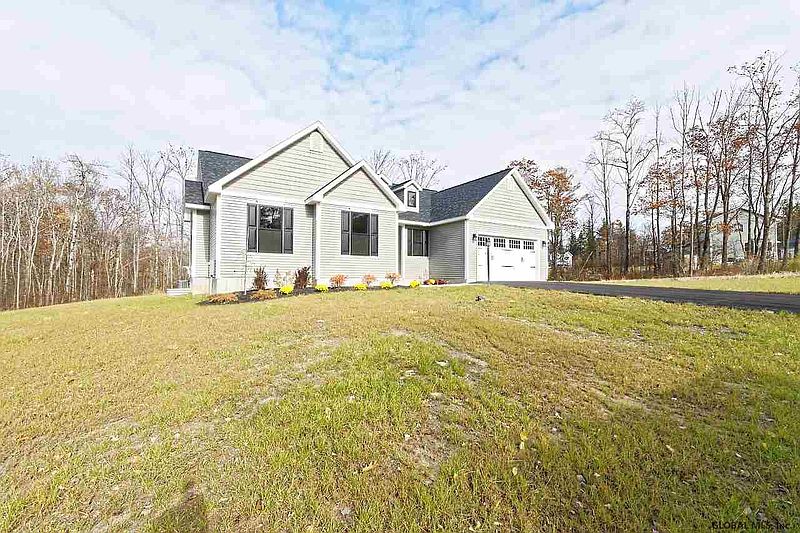 2nd image of 223- lot 4 EVERGREEN Place