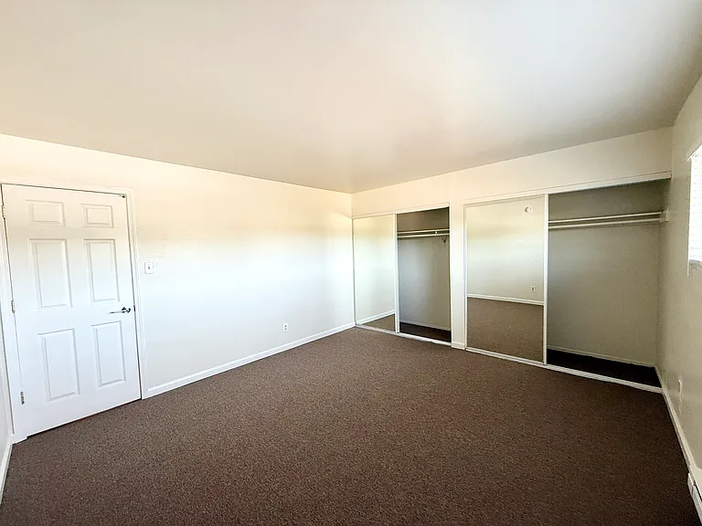 Mosaic Apartments — Photo 16