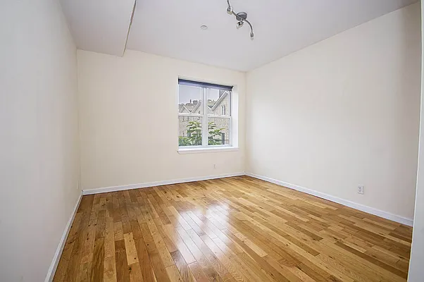 Rented by Level Group | media 23