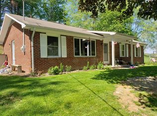 4489 Flatridge Rd, Troutdale, VA 24378