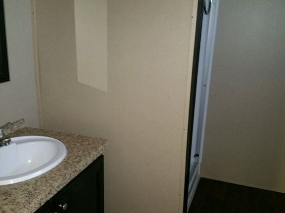 4th image of 3650 Harvey Pl #124