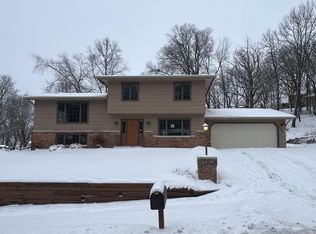 703 Northern Hills Dr NE, Rochester, MN 55906