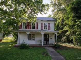 513 N Mecklenburg Ave, South Hill, VA 23970