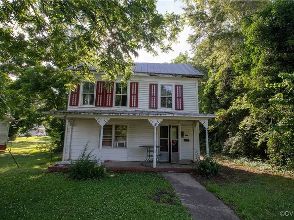513 N Mecklenburg Ave, South Hill, VA 23970