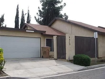 4513 Baybrook Way photo 1
