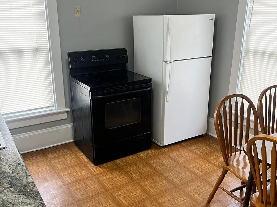 3421 Mahoning Rd NE #3