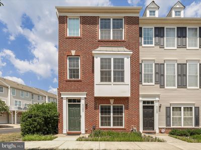 43080 Center St, Chantilly, VA, 20152