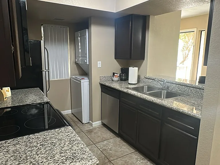 Cedar Creek Condominiums — Photo 3