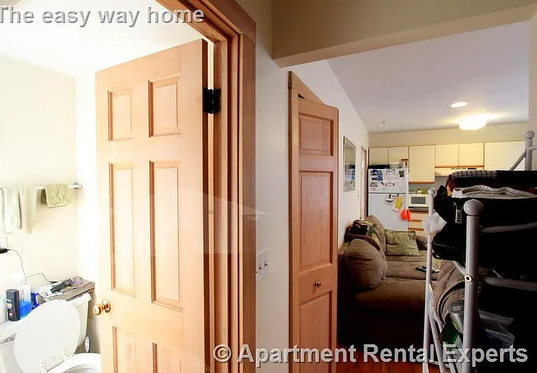 43 Ivaloo St #2 — Photo 12