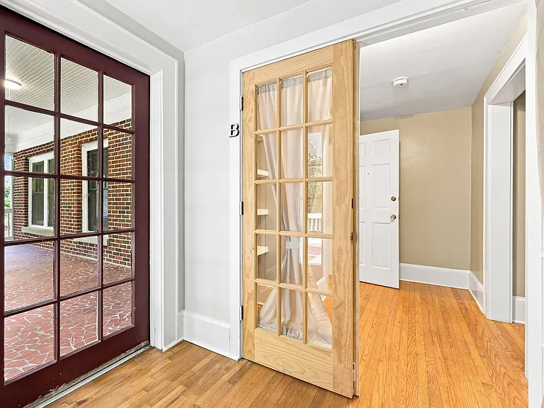 407 Coolidge St — Photo 3