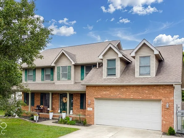 1992 Westminster Pl, Columbus, IN 47201