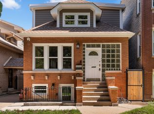 5841 N Medina Ave, Chicago, IL 60646