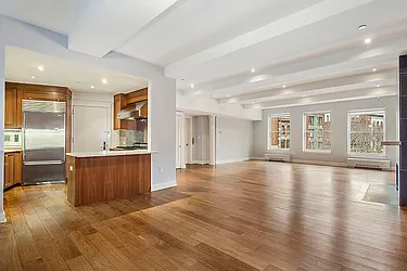 Sold by Liss Real Estate Group LLC