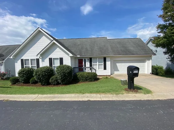 97 Rotunda Cir, Asheville, NC 28806