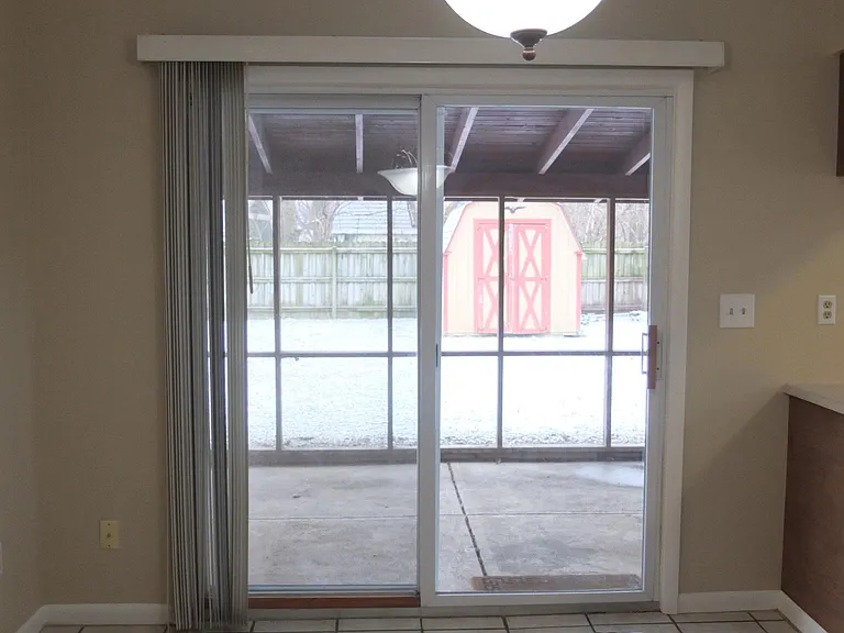 35 Renwood Pl — Photo 8