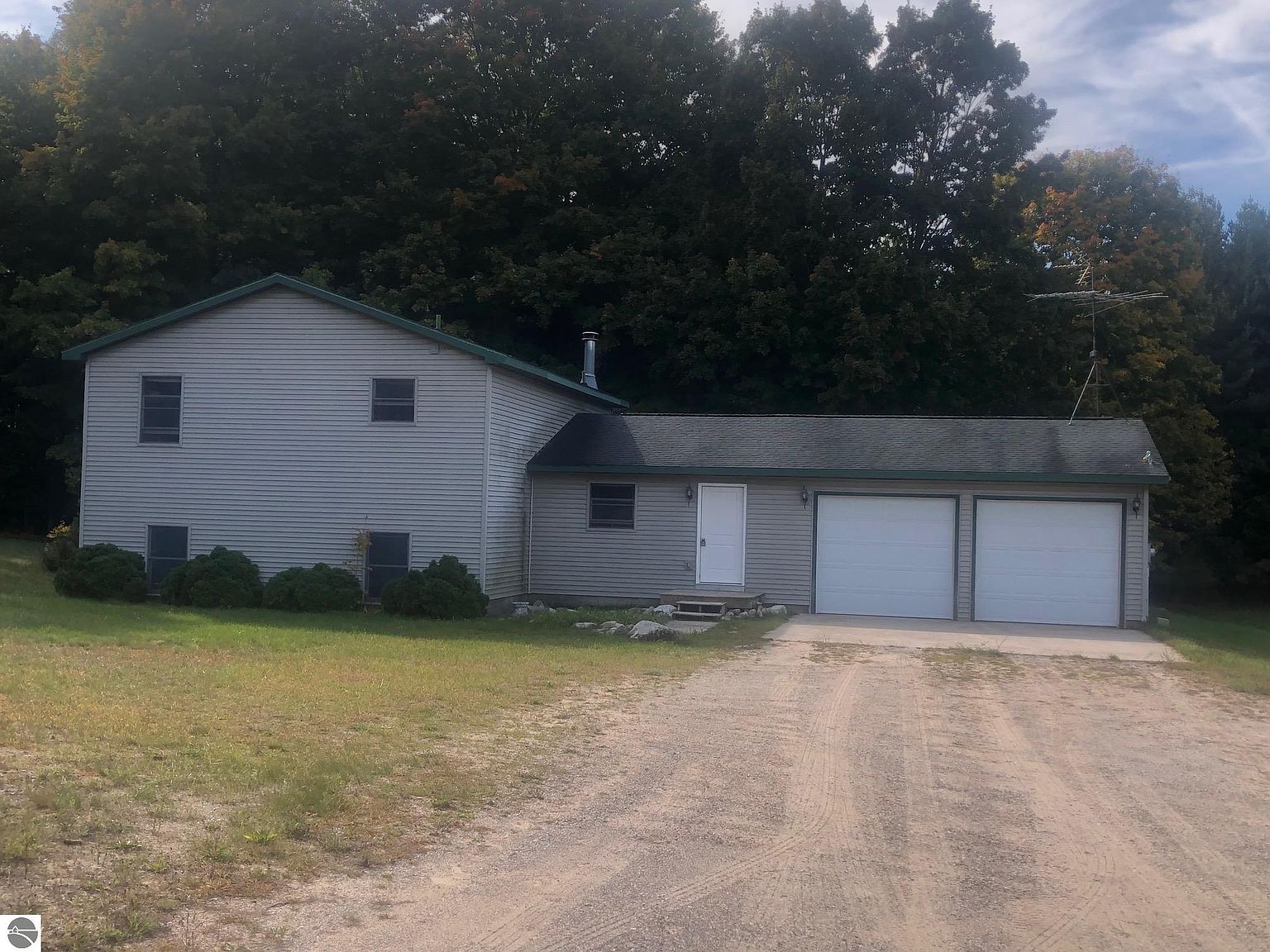 3406 Peckens Rd, Honor, MI 49640 Zillow