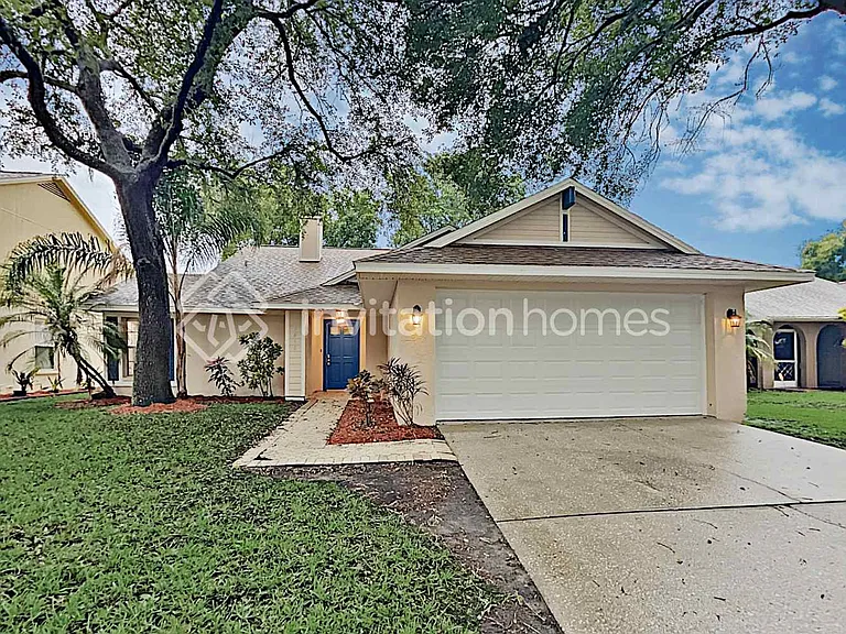 1410 High Knoll Dr — Photo 1