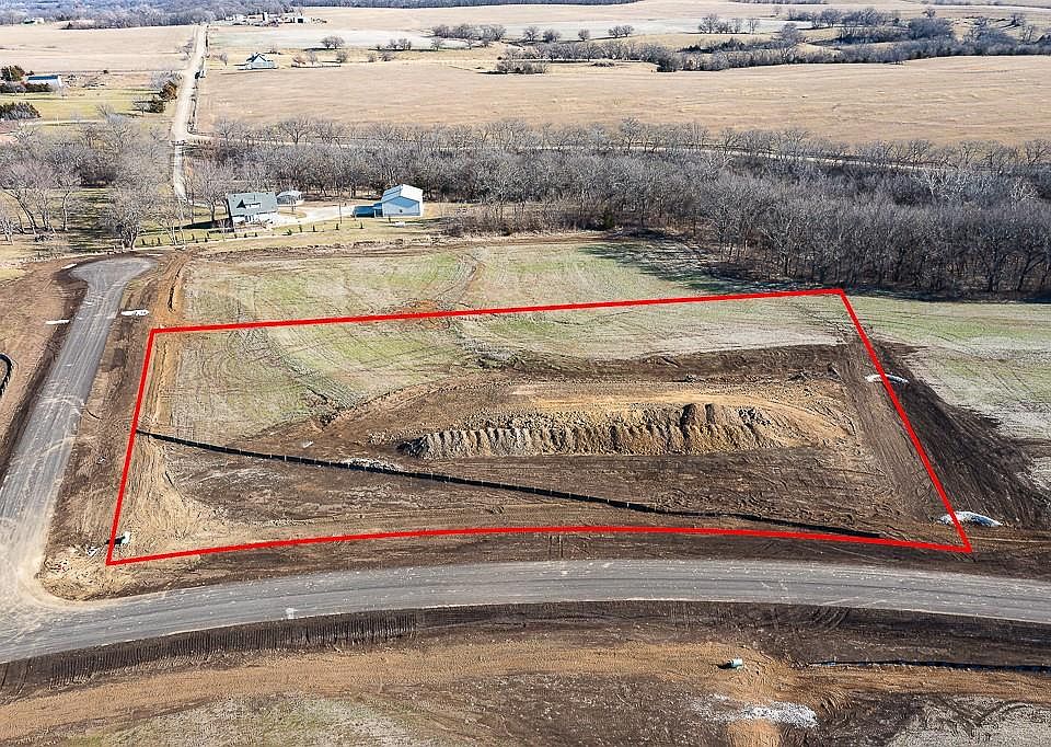 2nd image of LOT 22 235th St