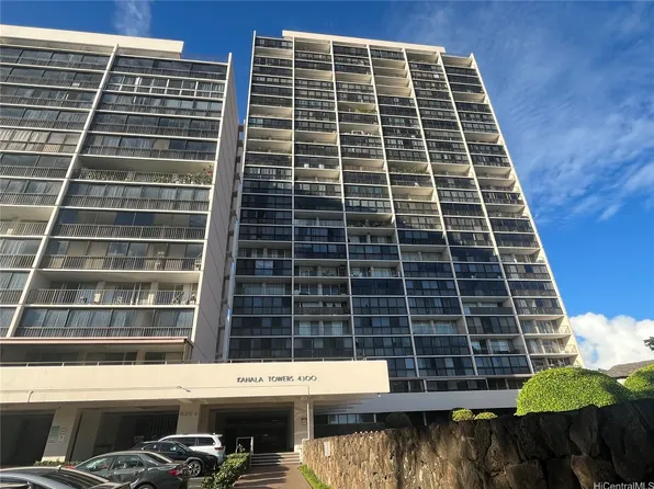 4300 Waialae Ave APT A302, Honolulu, HI 96816