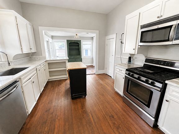 5th image of 408 N Willomet Ave