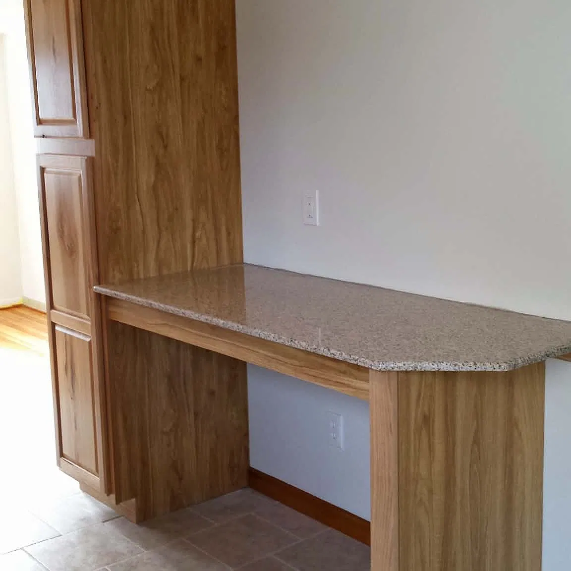 2 bed, 825 sqft, $1,775 — Photo 3