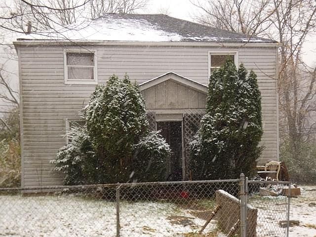 2nd image of 2156 Mazette Pl
