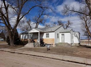 312 W Blake St, Palisade, NE 69040