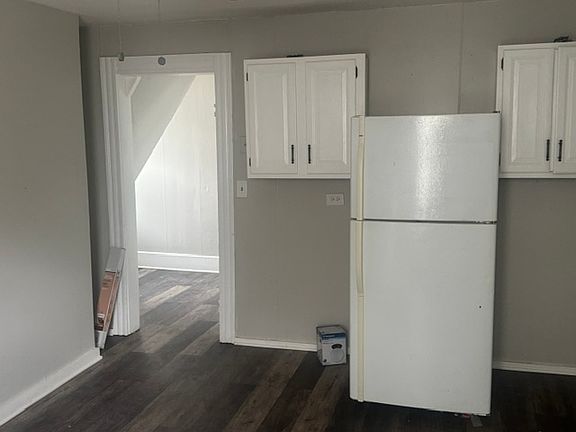 4th image of 3524 W 49th St #Up
