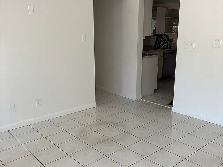 312 W Cornelius Cir — Photo 17