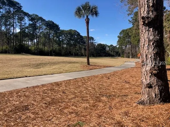 50 Wicklow Dr, Hilton Head Island, SC 29928