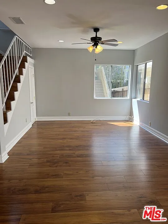 3 bed, 2.0 bath, 1350 sqft, $5,095 — Photo 2