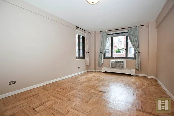 Rented by Halstead Real Estate | media 20