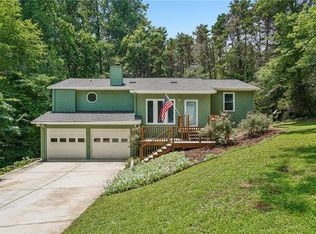 659 Sunshine Trce NW, Acworth, GA 30102