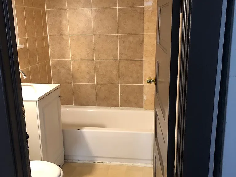 3705 Chicago Ave — Photo 2