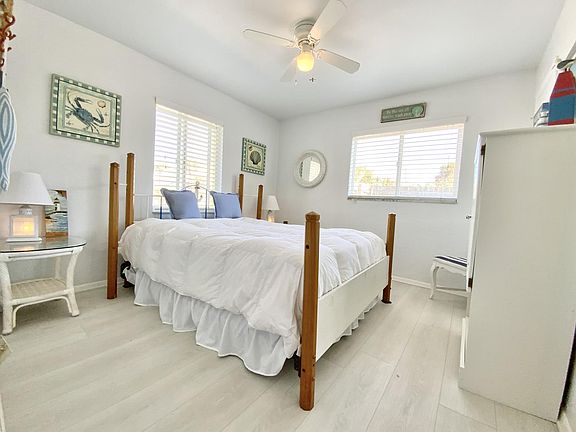 3rd image of 109 S 21st St #A