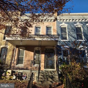 1320 A St SE, Washington, DC, 20003
