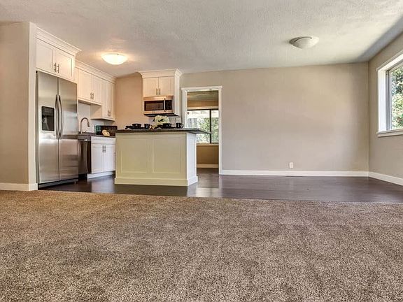 5th image of 1333 Buccaneer Dr