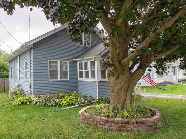 511 North Washington AVENUE, Waukesha, WI 53188