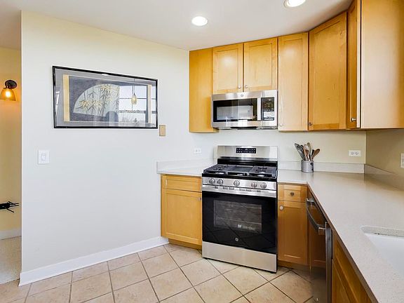 5th image of 977 Harris Rd Unit 34