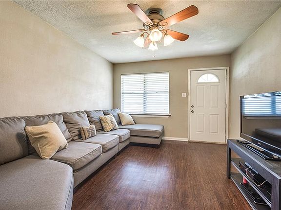 4th image of 1026 Donley Dr