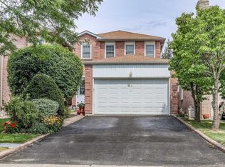 31 Greybeaver Trl, Toronto, ON M1C4P1