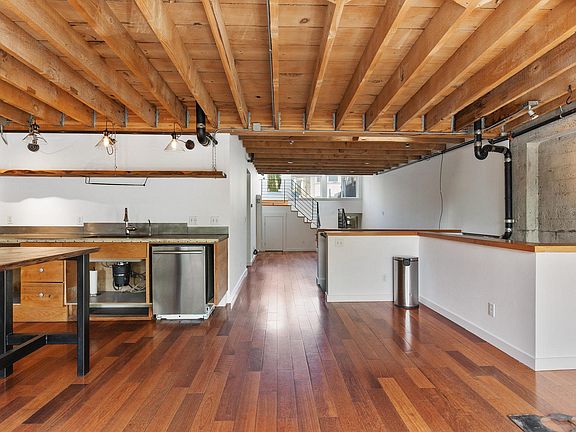 5th image of 724 Valencia St #A
