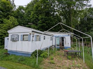 12838 Reed Ave, Conneaut Lake, PA 16316