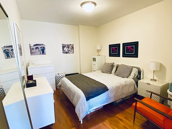 3rd image of 24 W 88th St APT 7A