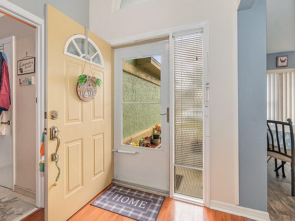 4th image of 101 Blue Springs Ct