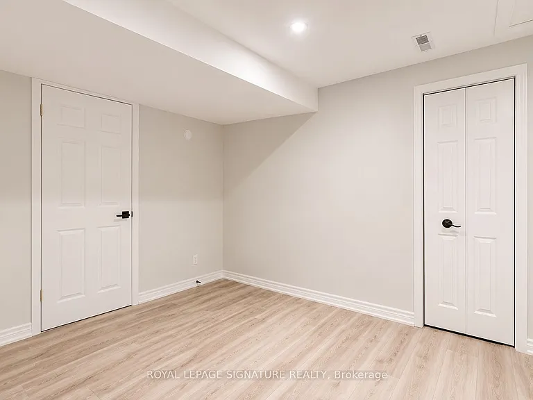 75 Rockwood Cres #BASEMENT — Photo 16