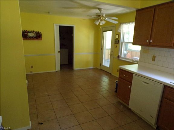 4th image of 6983 Westview Dr
