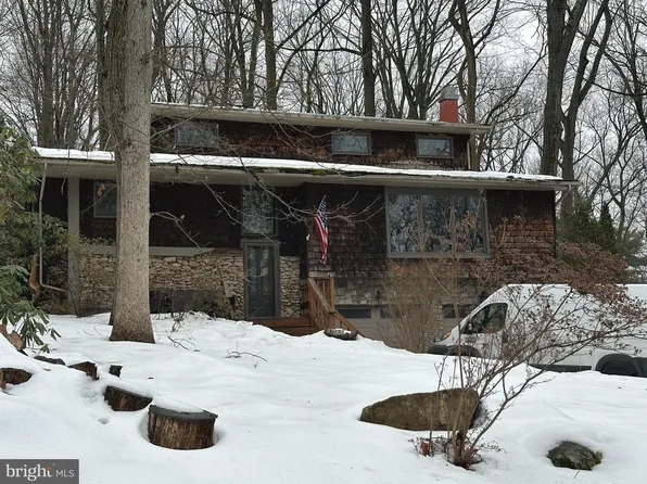 1620 Bobalew Trl, Allentown, PA 18103