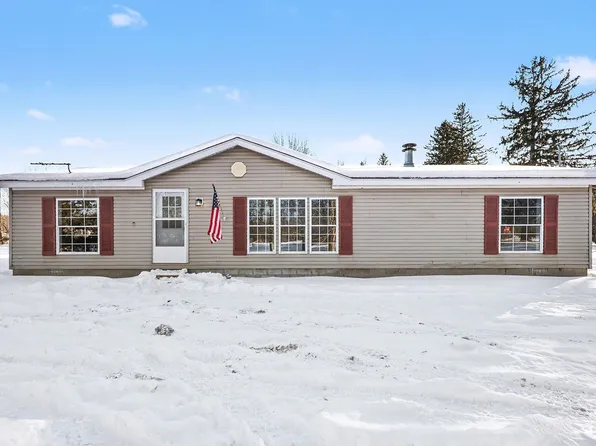 195 63rd St, South Haven, MI 49090